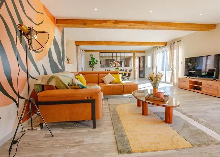 Chez Paul * Pouan-les-Vallees